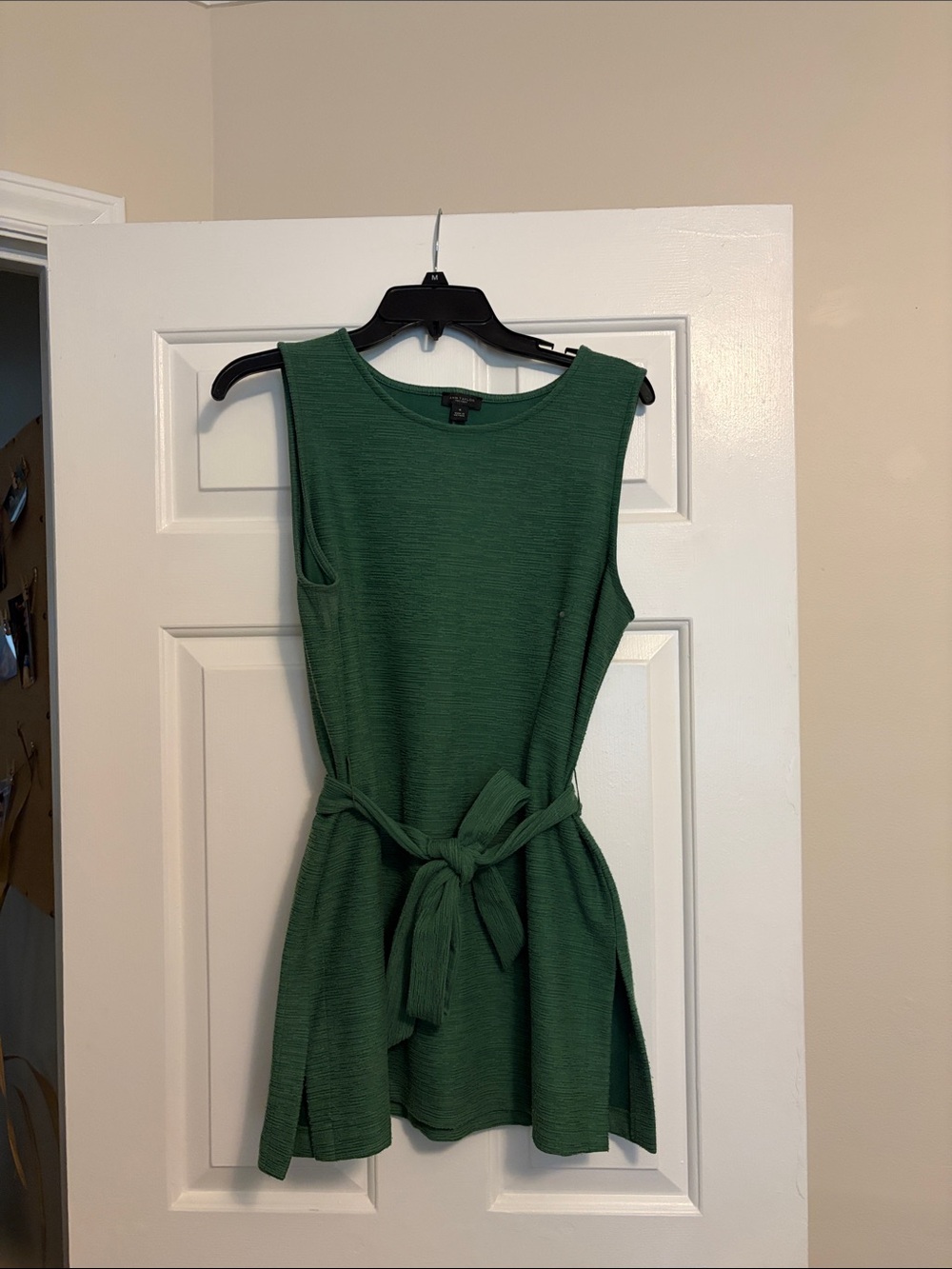 Ann Taylor Sleeveless Belted Tunic in Green with side splits size medium